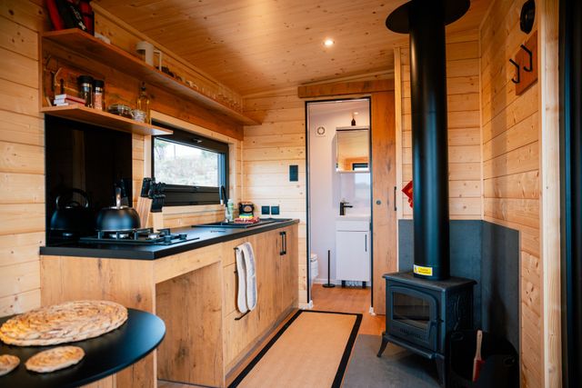 Ginger off-grid cabin, photo 12