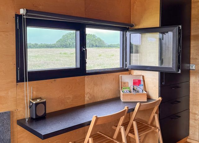 Lucy off-grid cabin, photo 11