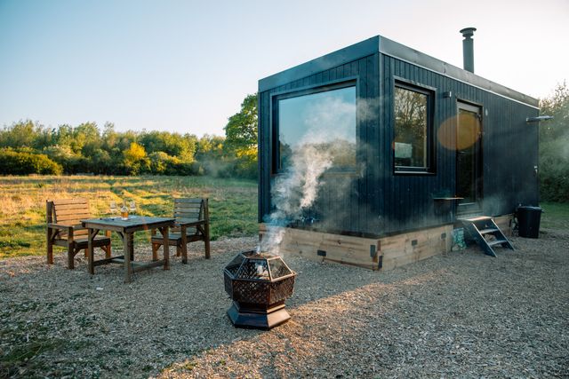 Reepicheep off-grid cabin, photo 2
