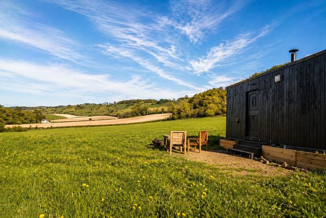 Off-grid cabins in Dorset
