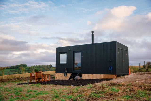 Ginger off-grid cabin, photo 19